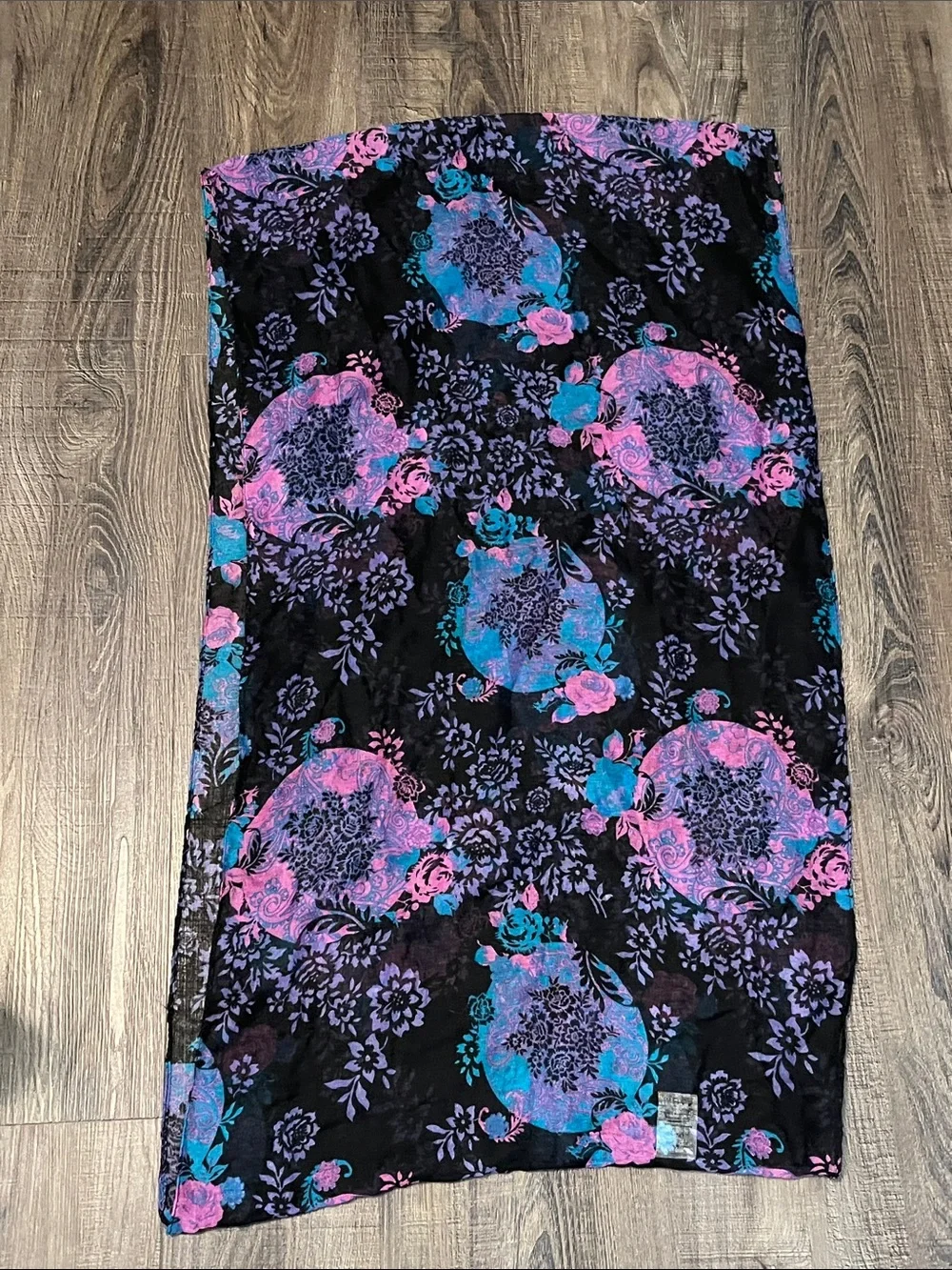 NWOT Black Blue Pink Floral Print Infinity Scarf Lightweight